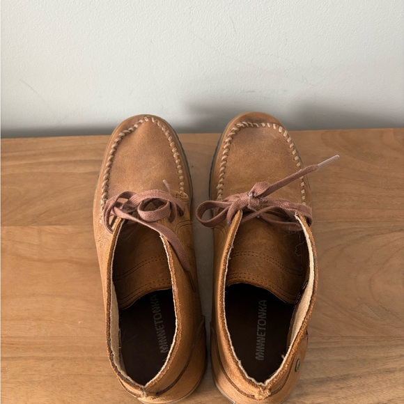 Minnetonka Men’s Suede Moc Toe Chukka Boots Size 11.5 main image 9